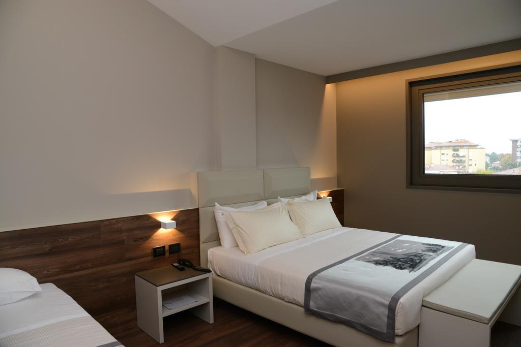 Albergo Roma, BW Signature Collection Кастельфранко-Венето Экстерьер фото