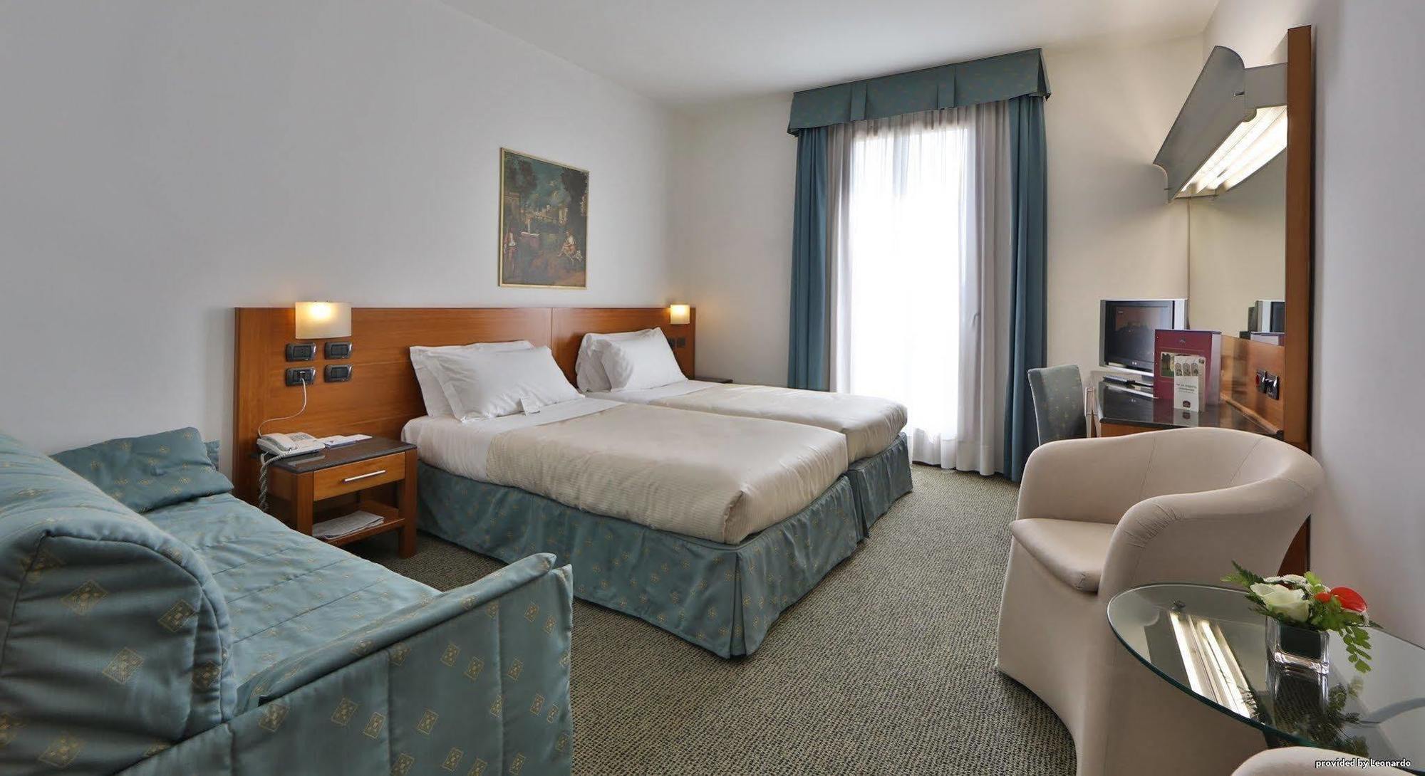 Albergo Roma, BW Signature Collection Кастельфранко-Венето Экстерьер фото
